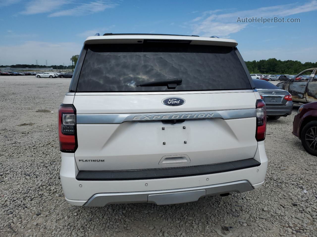 2018 Ford Expedition Platinum White vin: 1FMJU1MT6JEA03018