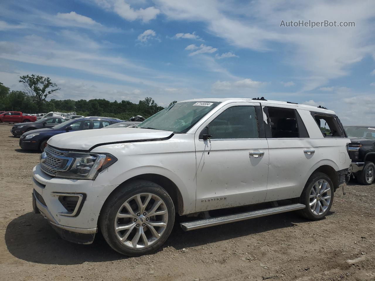 2018 Ford Expedition Platinum Белый vin: 1FMJU1MTXJEA71001