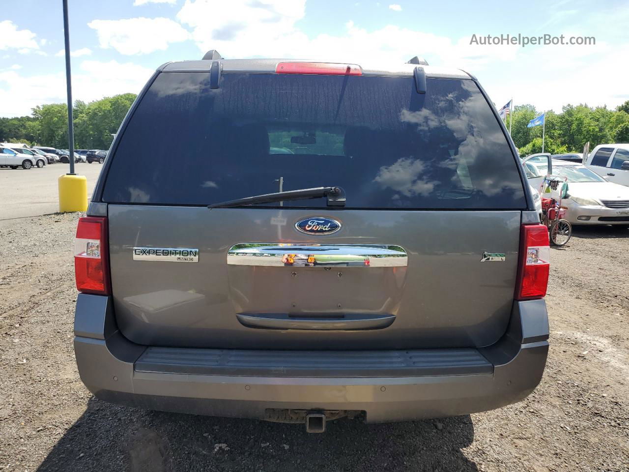 2012 Ford Expedition Limited Silver vin: 1FMJU2A52CEF52469