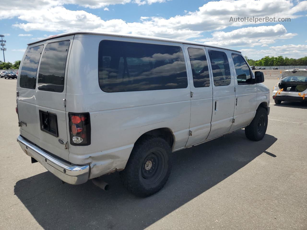 2008 Ford Econoline E150 Wagon Silver vin: 1FMNE11L58DB48473