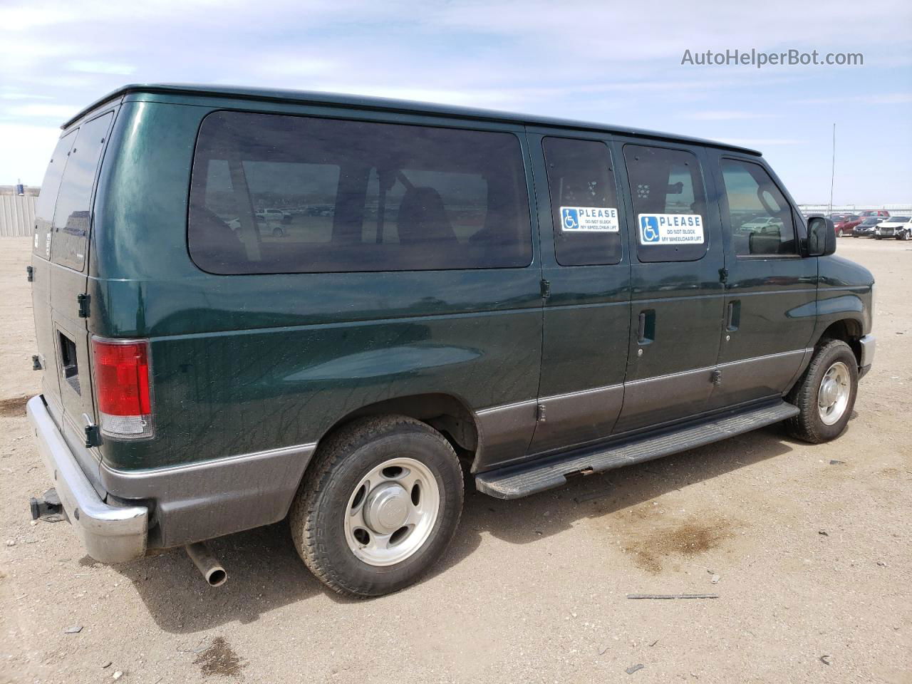 2008 Ford Econoline E150 Wagon Зеленый vin: 1FMNE11W18DA68890