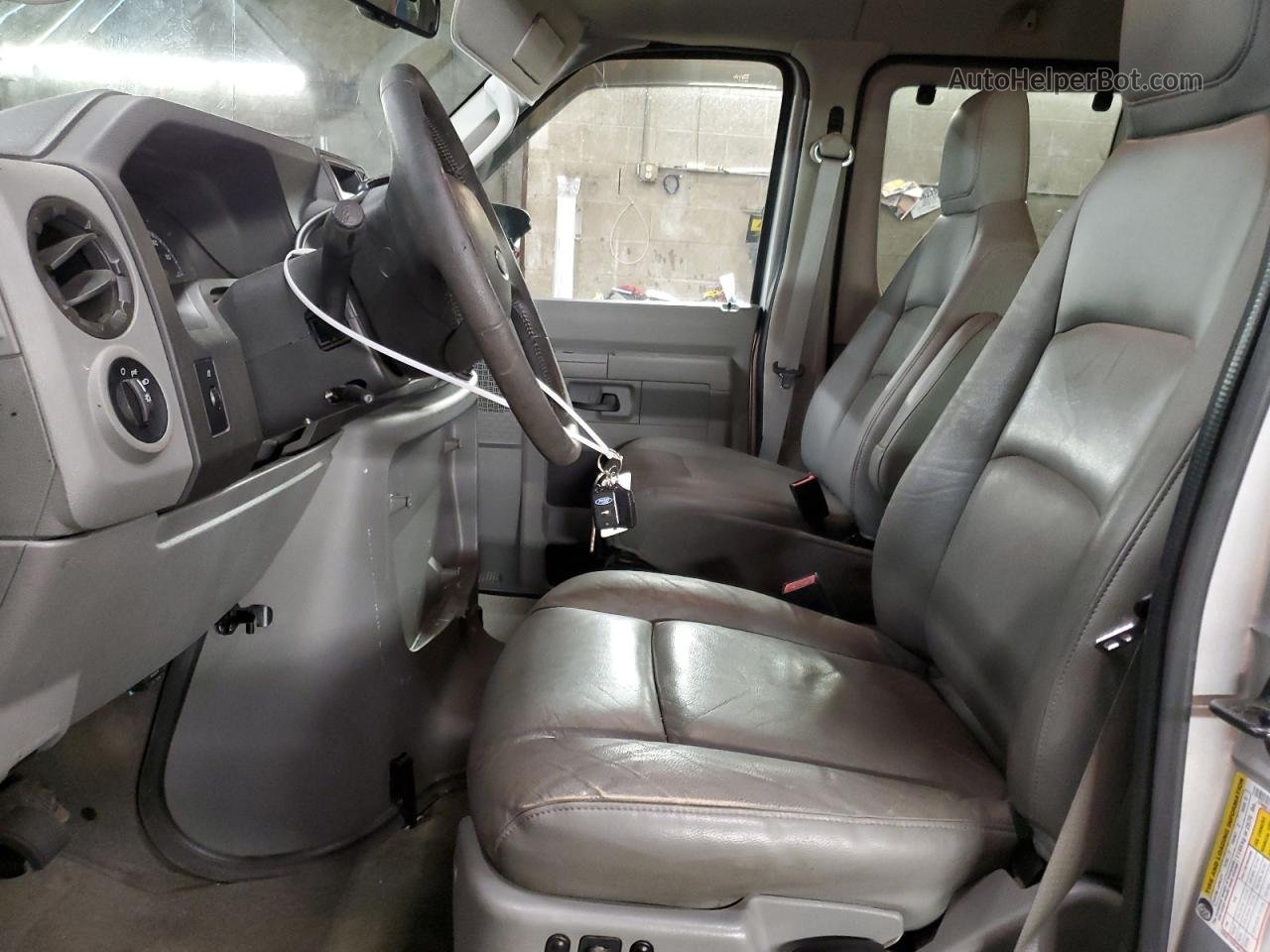 2013 Ford Econoline E150 Wagon Silver vin: 1FMNE1BL0DDA07173