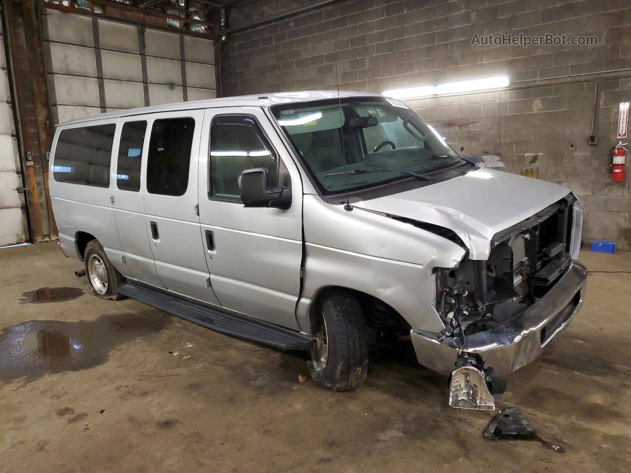 2013 Ford Econoline E150 Wagon Silver vin: 1FMNE1BL0DDA07173