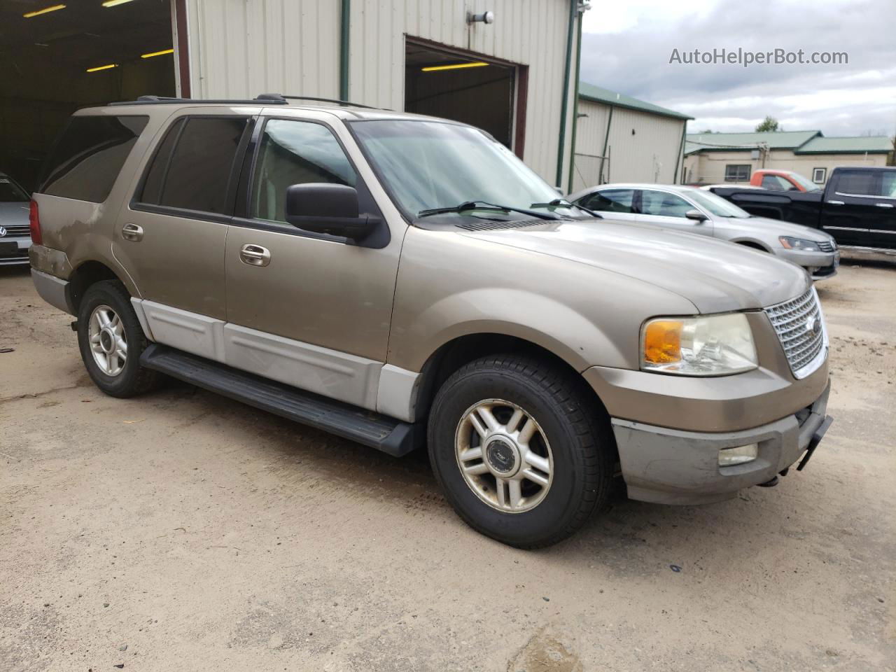 2003 Ford Expedition Xlt Желто-коричневый vin: 1FMPU16L03LB41109