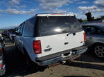 2000 Ford Expedition Xlt White vin: 1FMPU16L2YLB56430