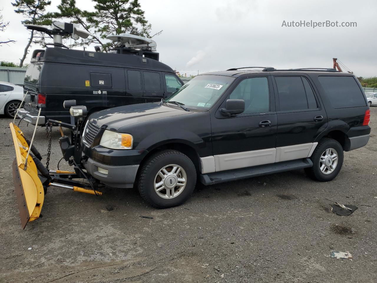 2003 Ford Expedition Xlt Black vin: 1FMPU16L33LC23271