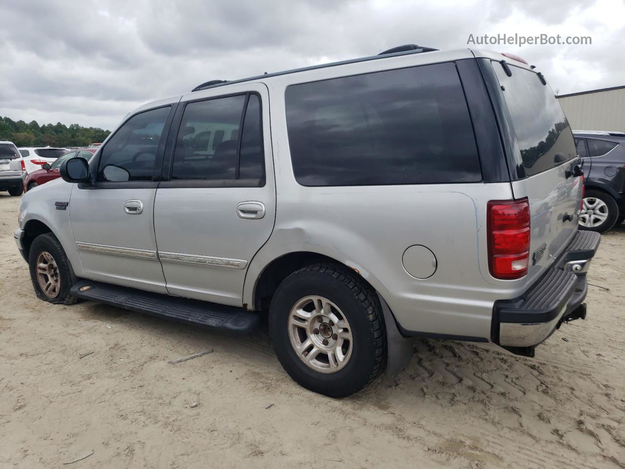 2000 Ford Expedition Xlt Silver vin: 1FMPU16L3YLB27177