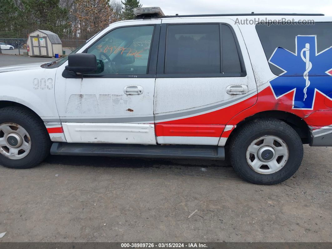 2003 Ford Expedition Xlt Белый vin: 1FMPU16L43LB27441