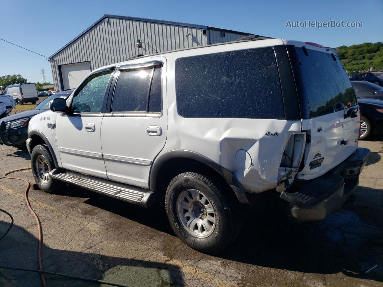 2000 Ford Expedition Xlt White vin: 1FMPU16L4YLC37283