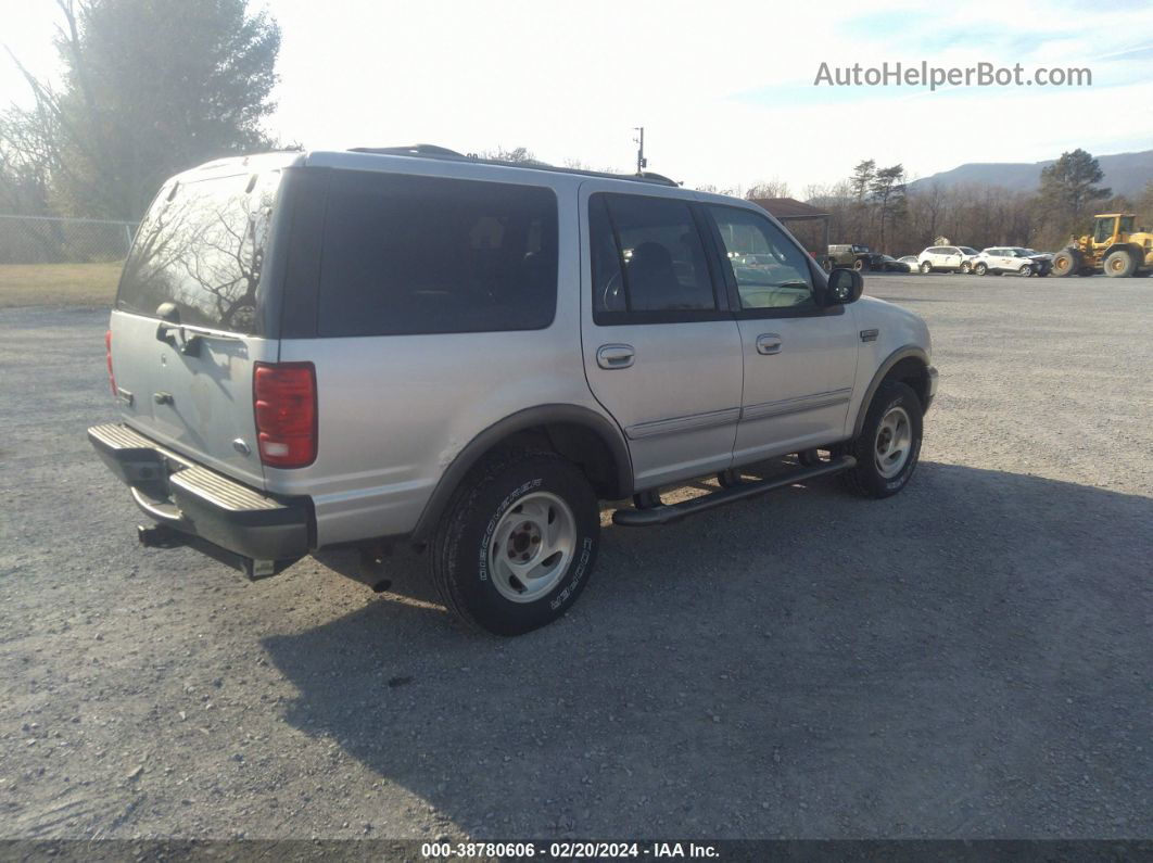 2001 Ford Expedition Xlt Silver vin: 1FMPU16L61LA36670