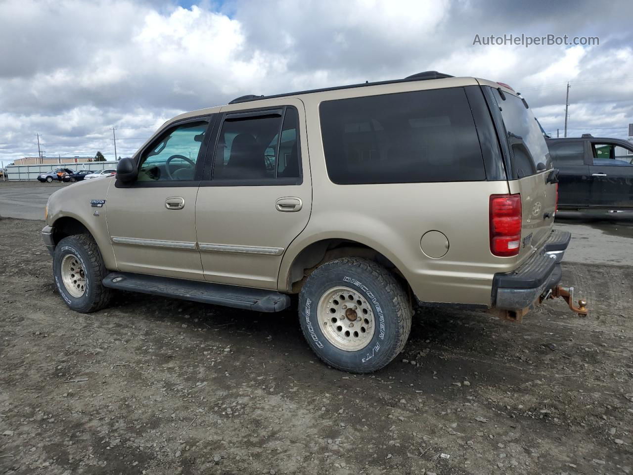 2000 Ford Expedition Xlt Gold vin: 1FMPU16LXYLB96027