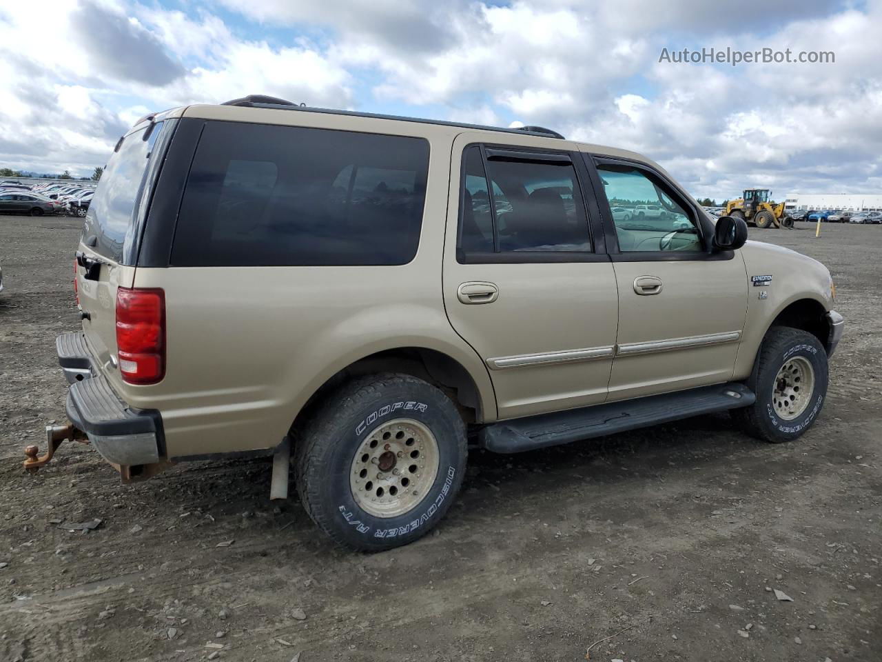 2000 Ford Expedition Xlt Золотой vin: 1FMPU16LXYLB96027