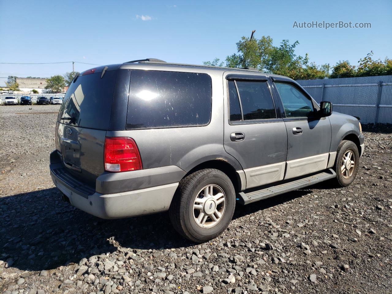 2003 Ford Expedition Xlt Gray vin: 1FMPU16W73LC48393