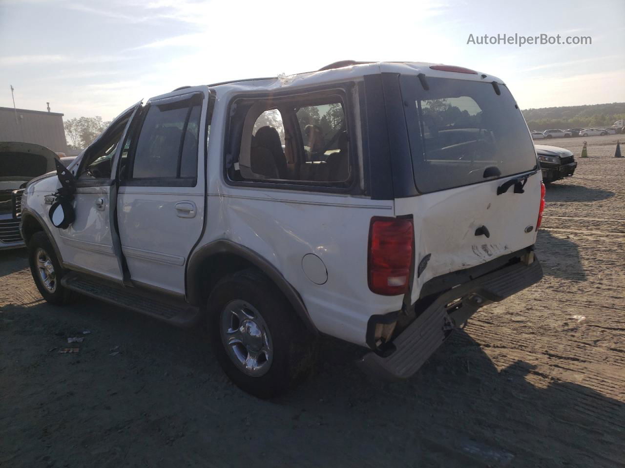 2001 Ford Expedition Eddie Bauer White vin: 1FMPU18L11LB31196