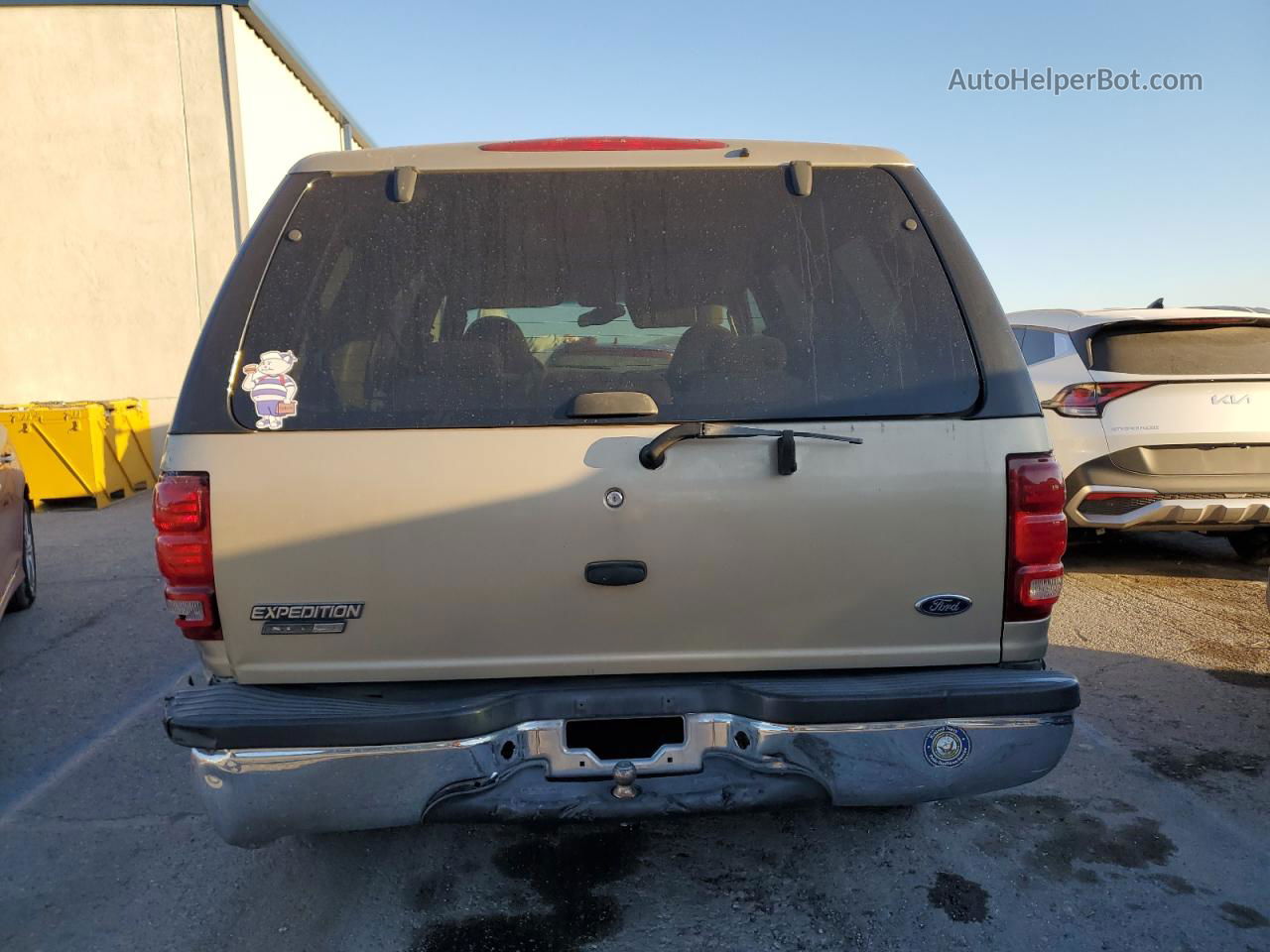 2000 Ford Expedition Xlt Tan vin: 1FMRU1563YLA41226