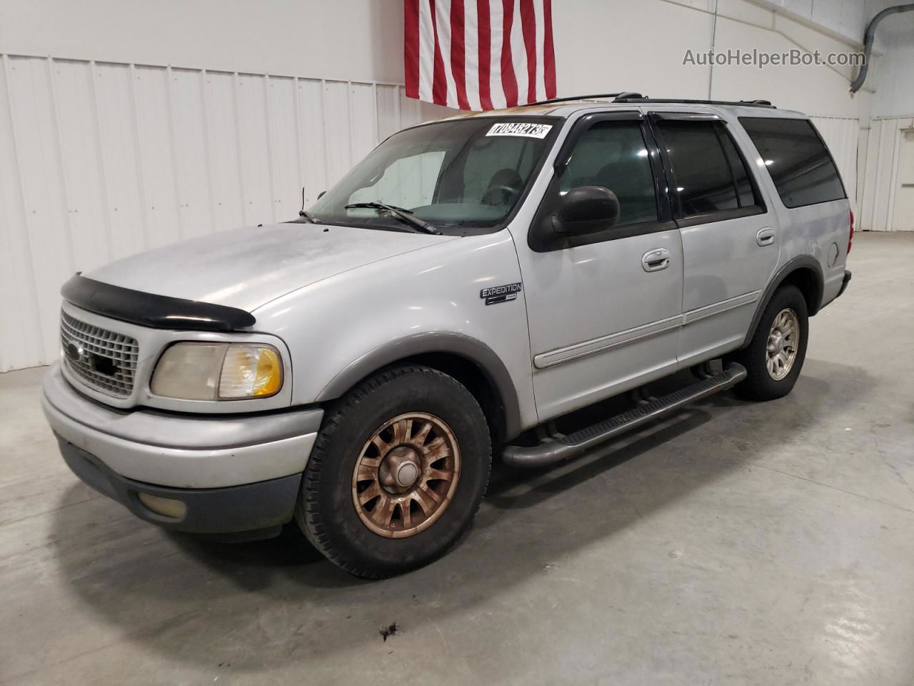 2000 Ford Expedition Xlt Silver vin: 1FMRU1564YLB49483