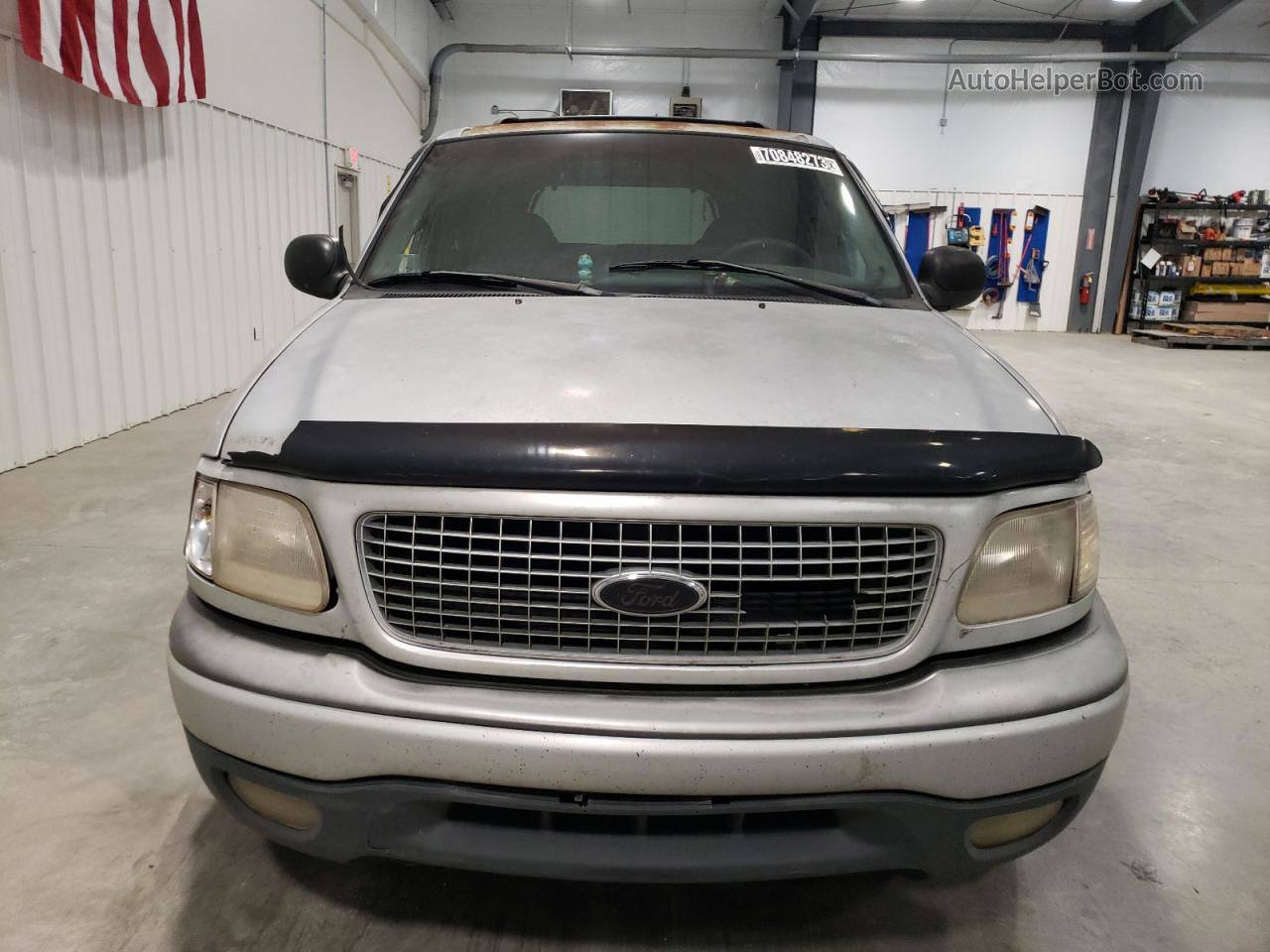 2000 Ford Expedition Xlt Silver vin: 1FMRU1564YLB49483