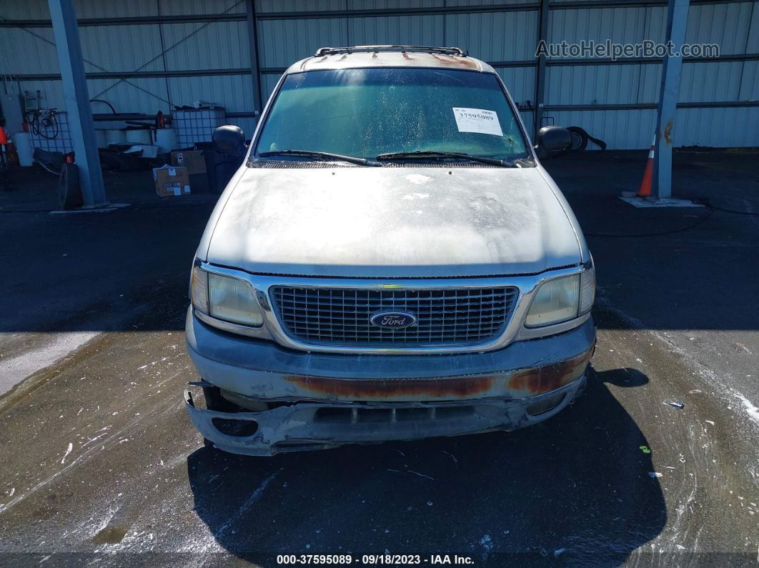 2000 Ford Expedition Xlt Silver vin: 1FMRU1566YLA57243