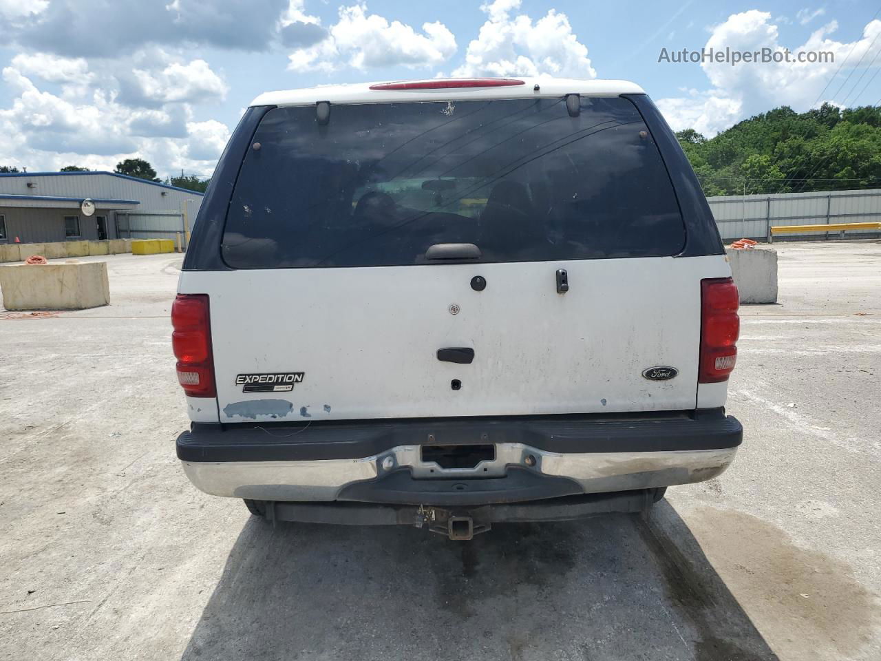 2000 Ford Expedition Xlt Белый vin: 1FMRU1568YLA33235