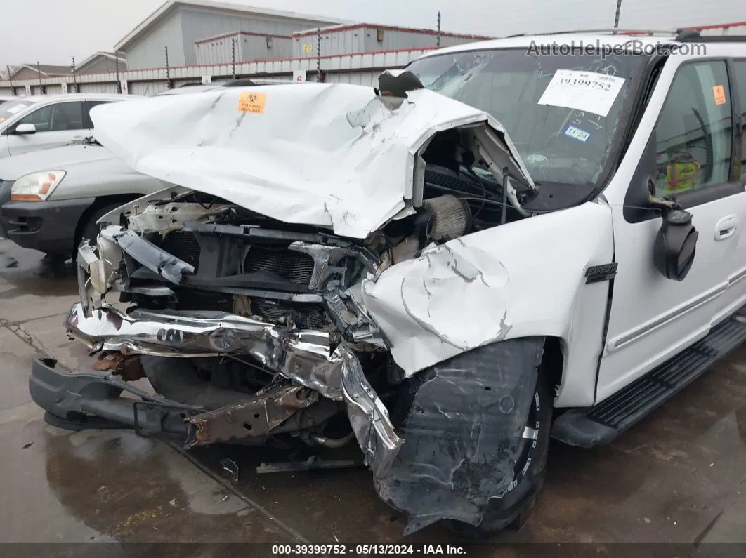 2000 Ford Expedition Xlt White vin: 1FMRU156XYLB88613