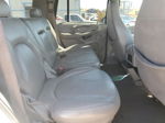 2000 Ford Expedition Xlt White vin: 1FMRU15LXYLA18757