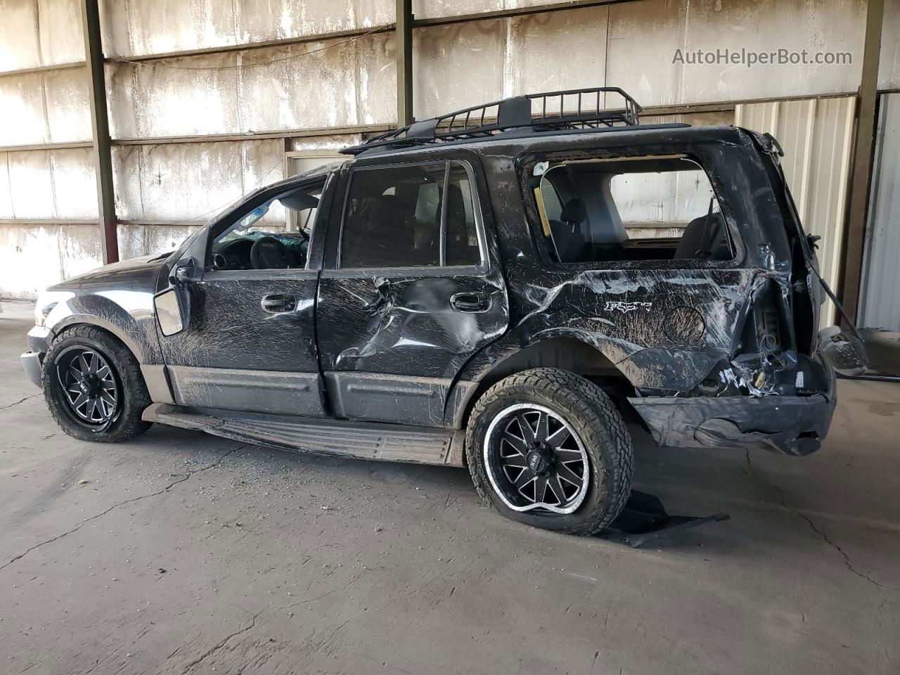 2003 Ford Expedition Xlt Black vin: 1FMRU15W13LA79045