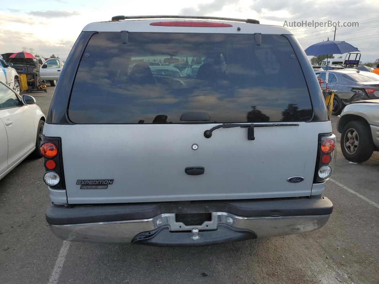 2001 Ford Expedition Xlt Silver vin: 1FMRU15W21LB35331