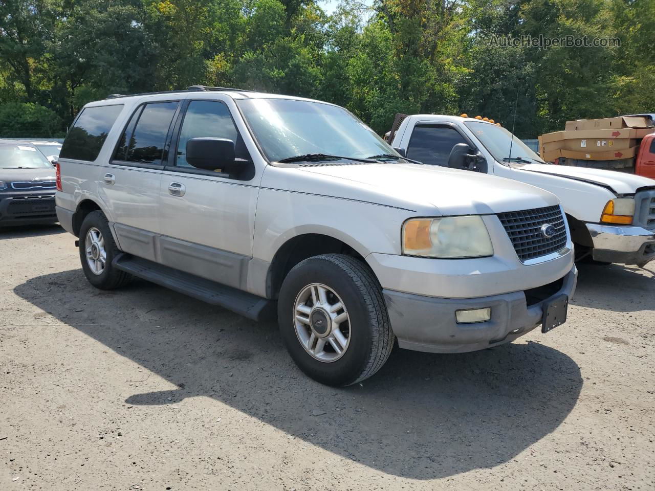 2003 Ford Expedition Xlt Серебряный vin: 1FMRU15W33LA15637