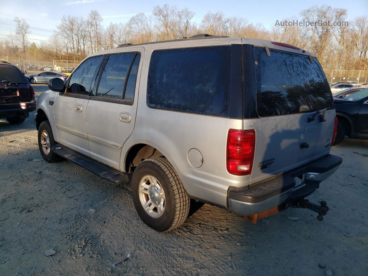 2000 Ford Expedition Xlt Silver vin: 1FMRU1662YLB69424