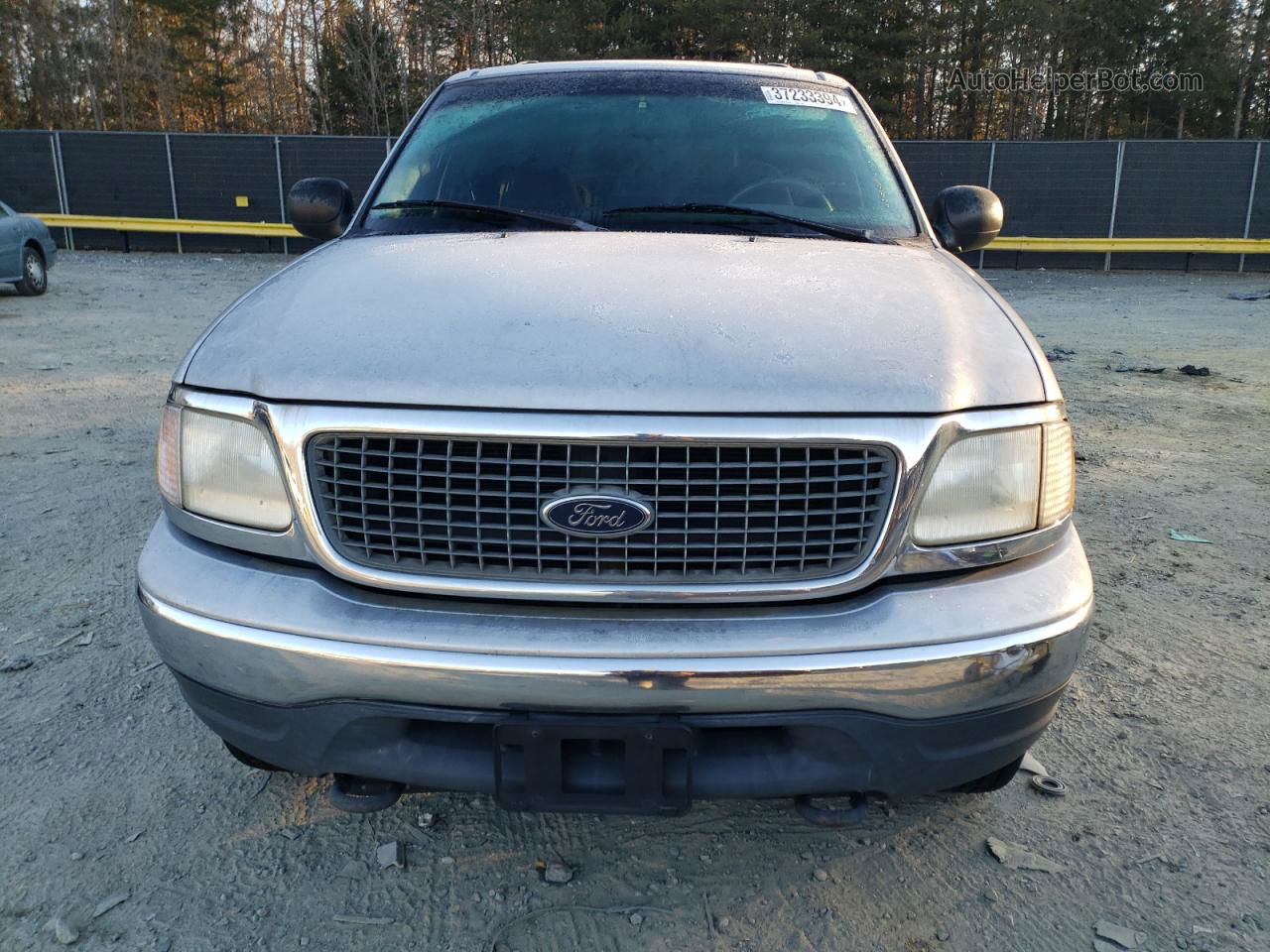 2000 Ford Expedition Xlt Silver vin: 1FMRU1662YLB69424