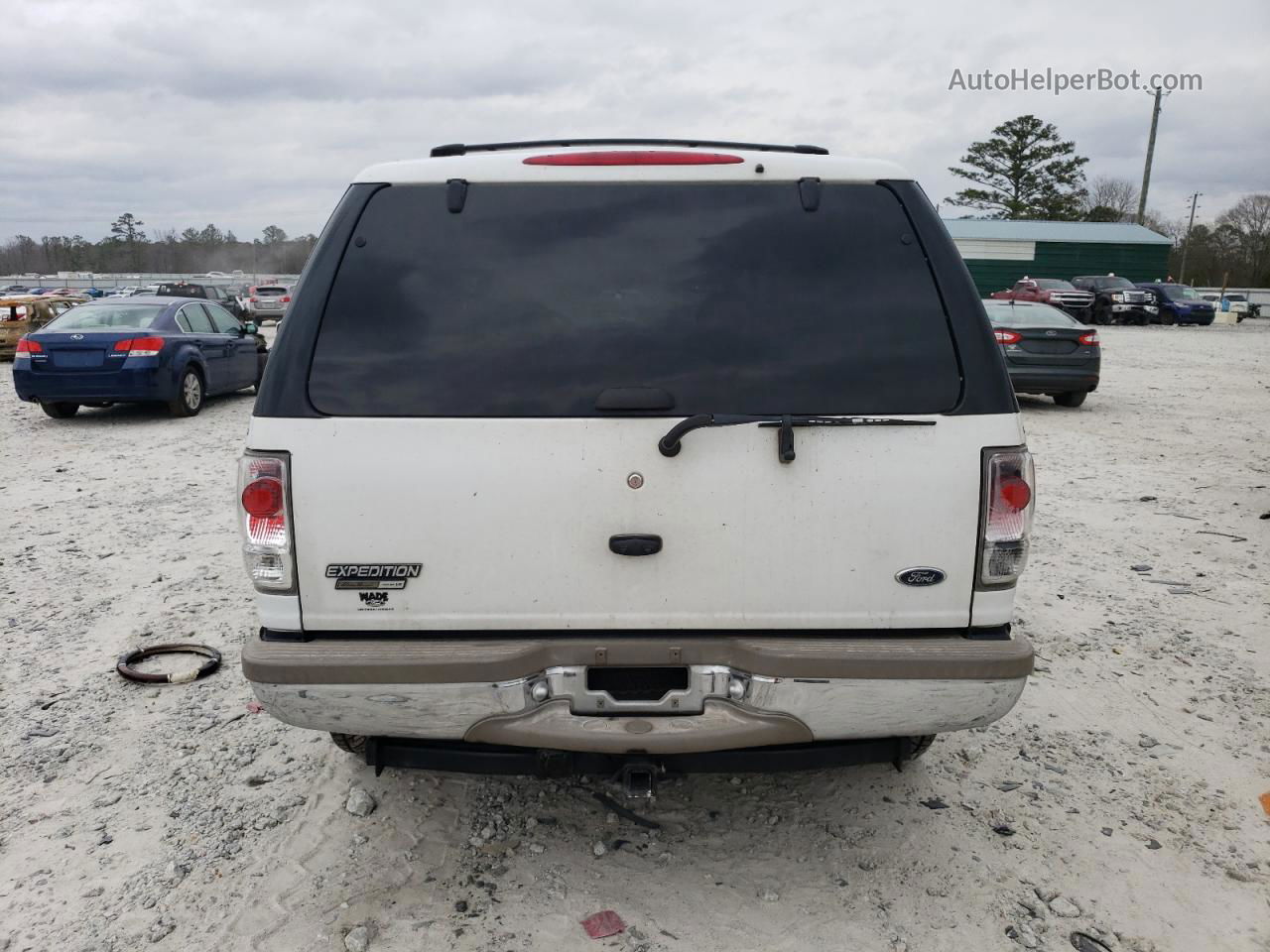 2000 Ford Expedition Eddie Bauer White vin: 1FMRU17L9YLC09342