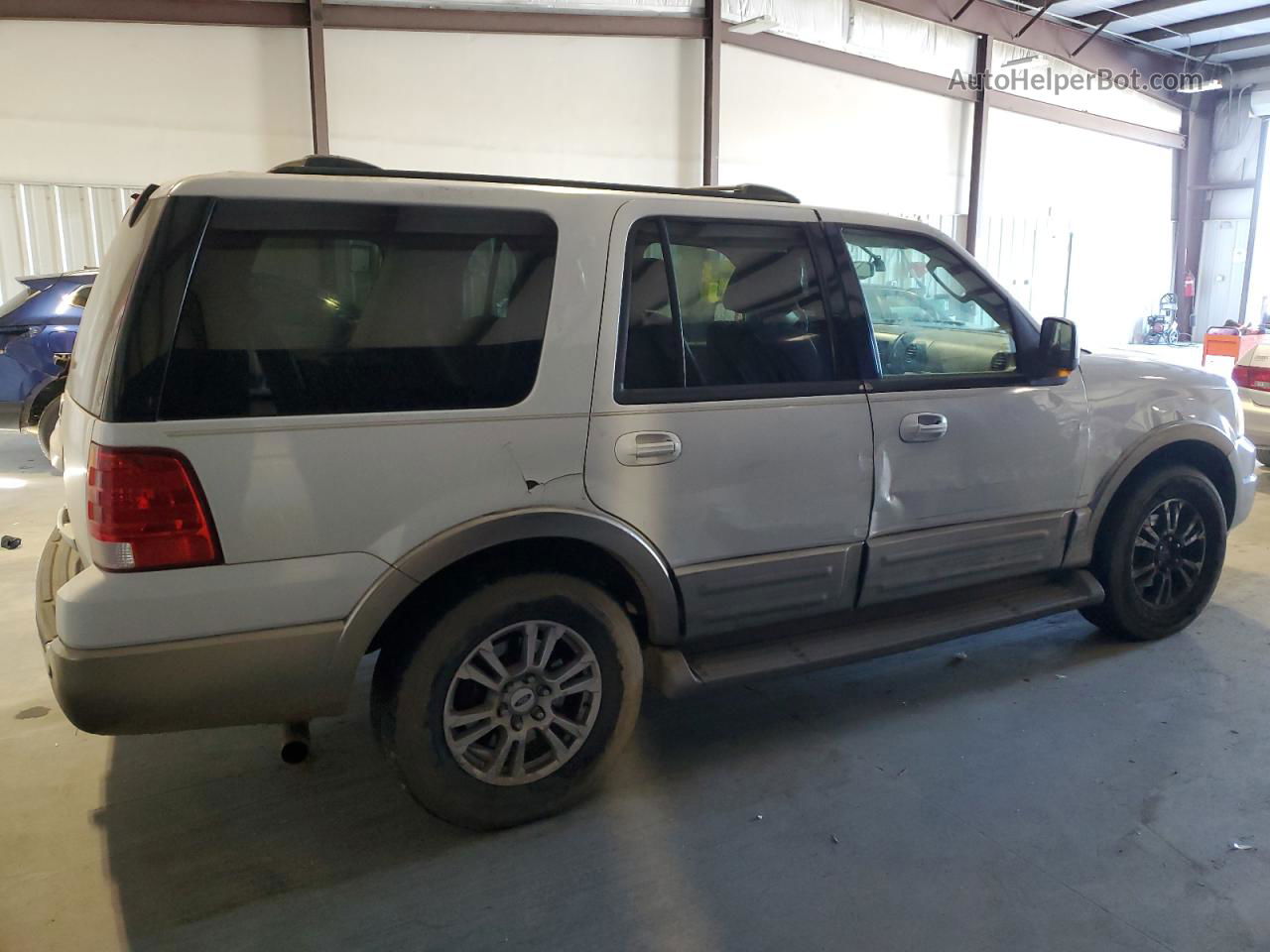 2003 Ford Expedition Eddie Bauer Белый vin: 1FMRU17W03LB67811