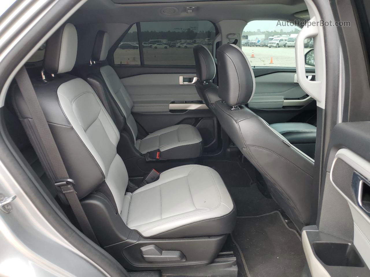 2021 Ford Explorer Xlt Silver vin: 1FMSK7DH1MGB43026