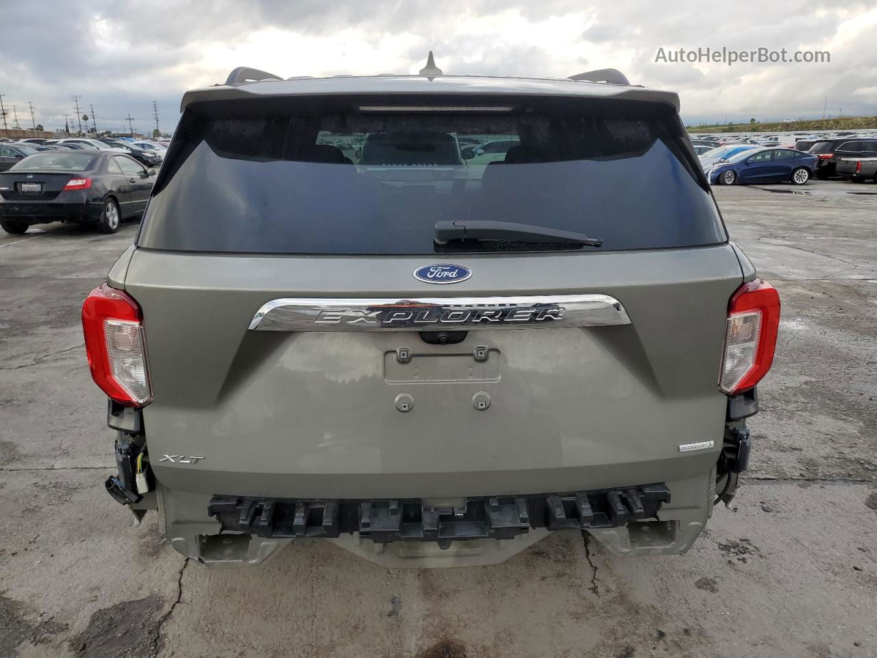 2020 Ford Explorer Xlt Silver vin: 1FMSK7DH4LGB12304