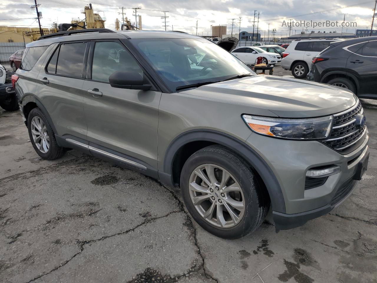 2020 Ford Explorer Xlt Silver vin: 1FMSK7DH4LGB12304