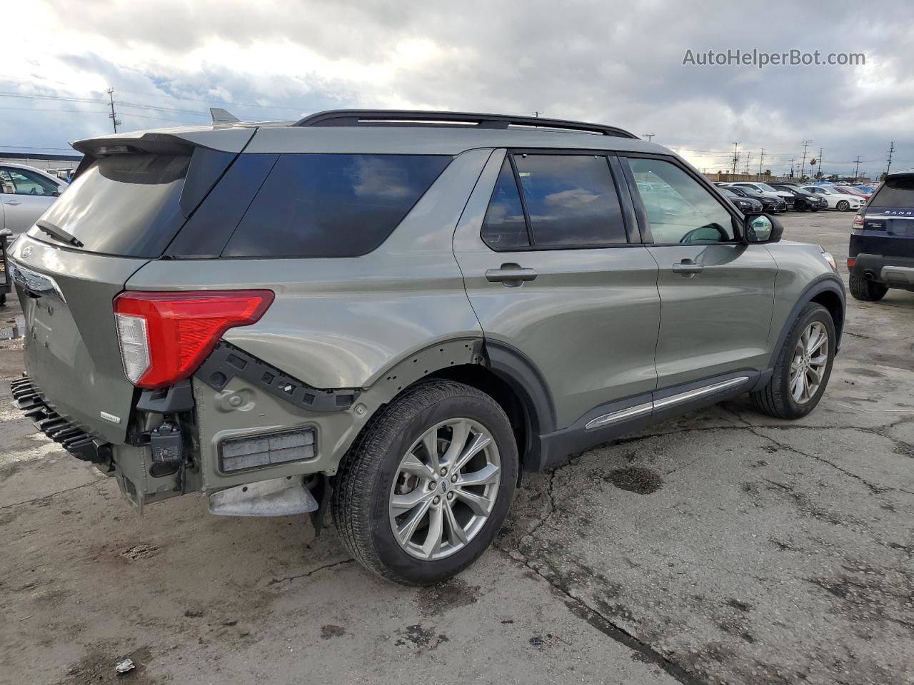 2020 Ford Explorer Xlt Silver vin: 1FMSK7DH4LGB12304