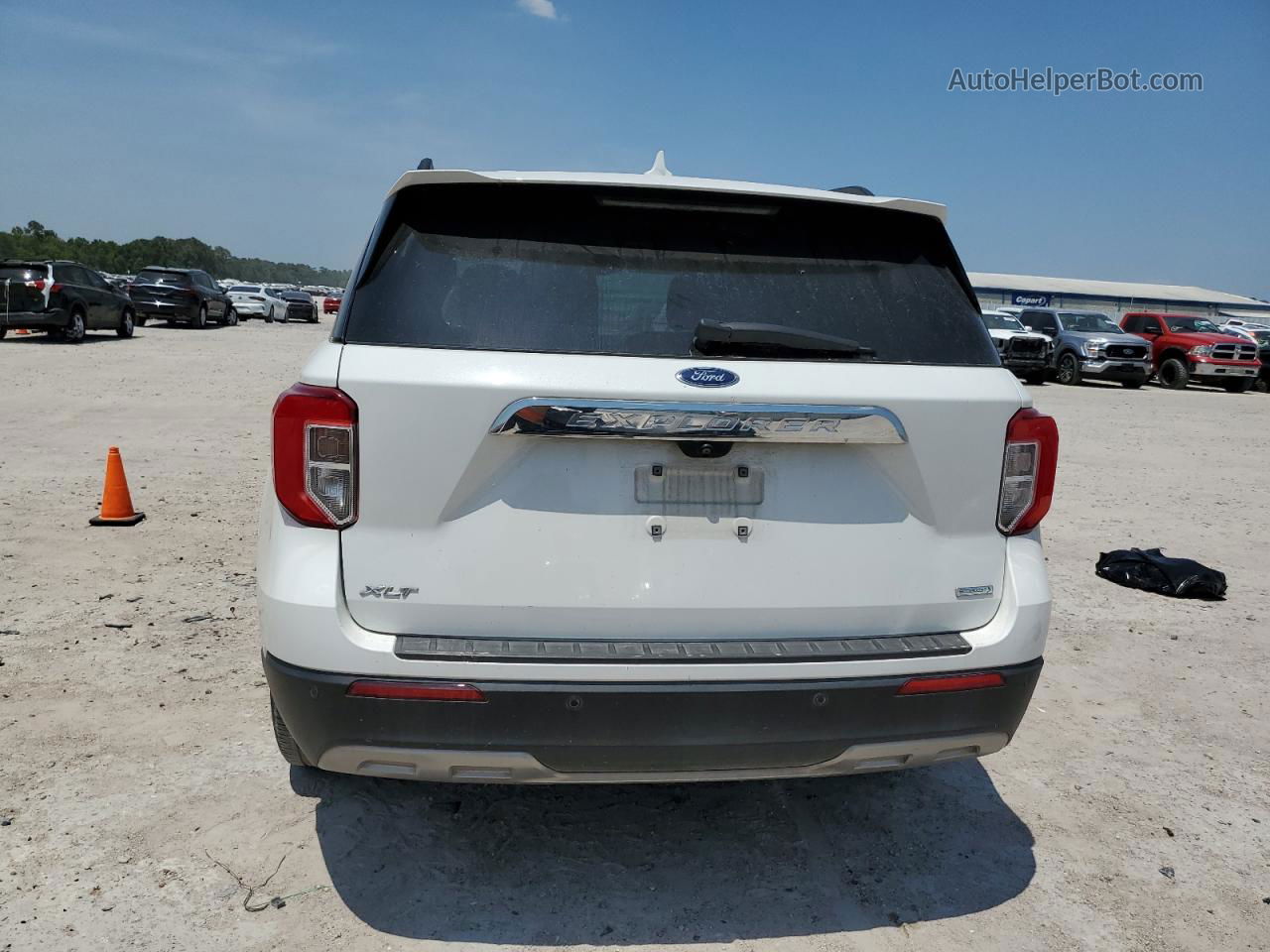 2020 Ford Explorer Xlt White vin: 1FMSK7DH5LGA91124