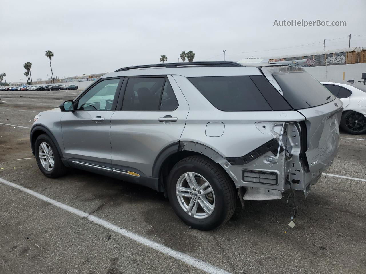 2020 Ford Explorer Xlt Silver vin: 1FMSK7DH6LGC47400