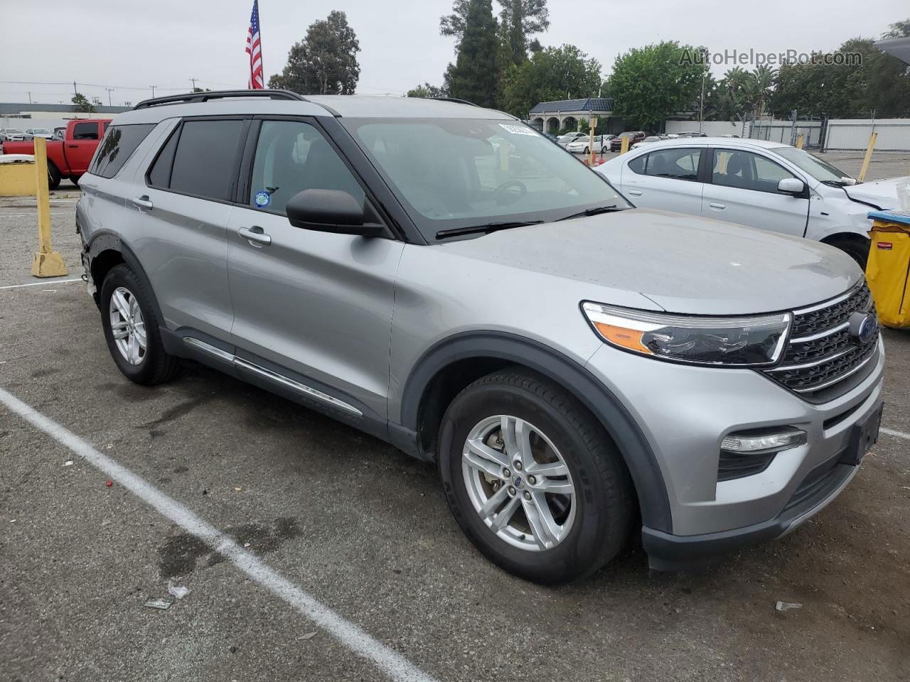 2020 Ford Explorer Xlt Silver vin: 1FMSK7DH6LGC47400