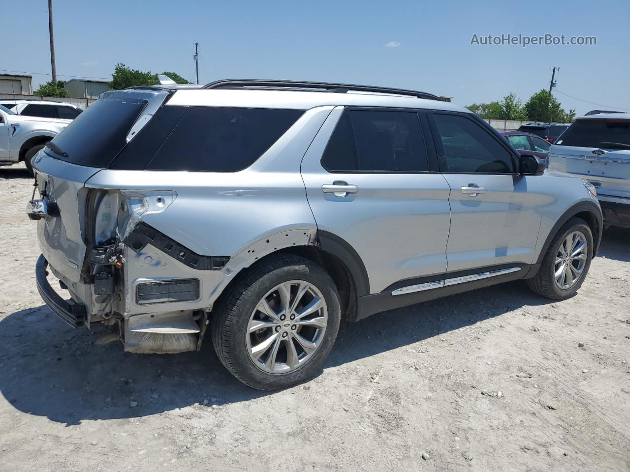 2020 Ford Explorer Xlt Серебряный vin: 1FMSK7DHXLGA91569