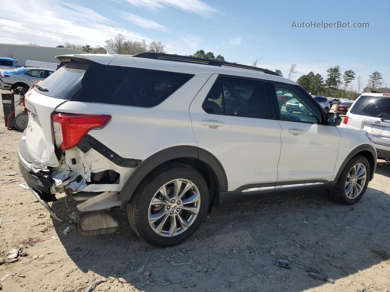 2021 Ford Explorer Xlt White vin: 1FMSK7DHXMGC10416