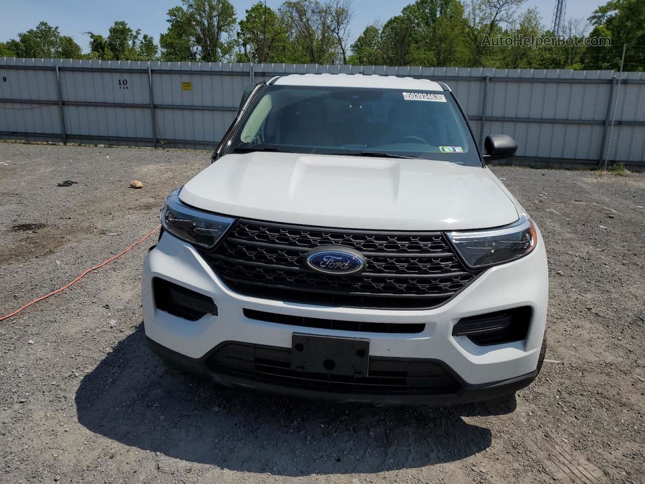 2021 Ford Explorer  White vin: 1FMSK8BHXMGC06987