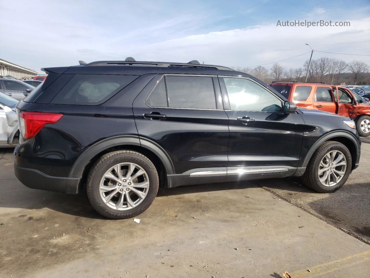 2021 Ford Explorer Xlt Black vin: 1FMSK8DH1MGA93282