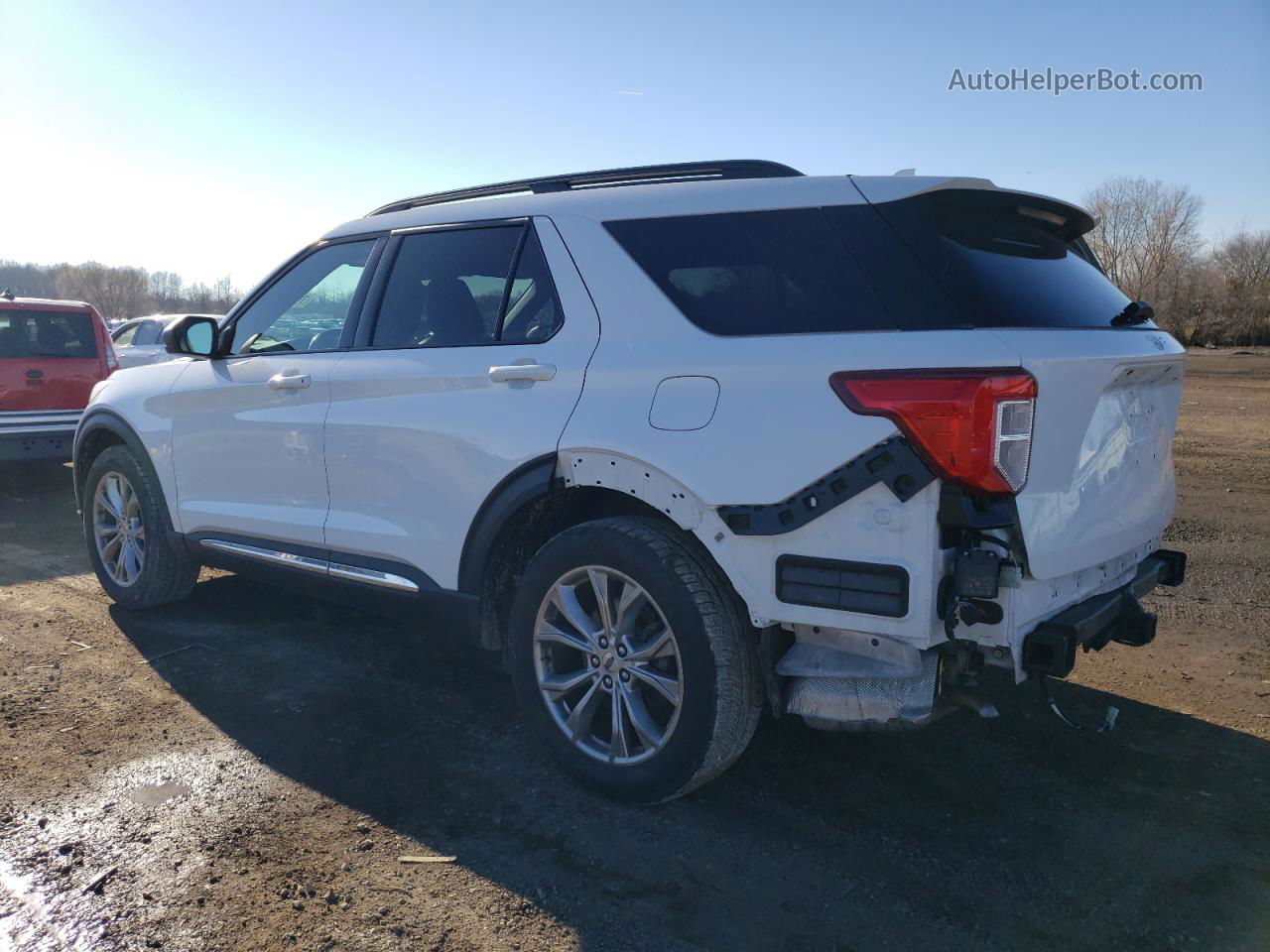 2020 Ford Explorer Xlt White vin: 1FMSK8DH7LGC07915