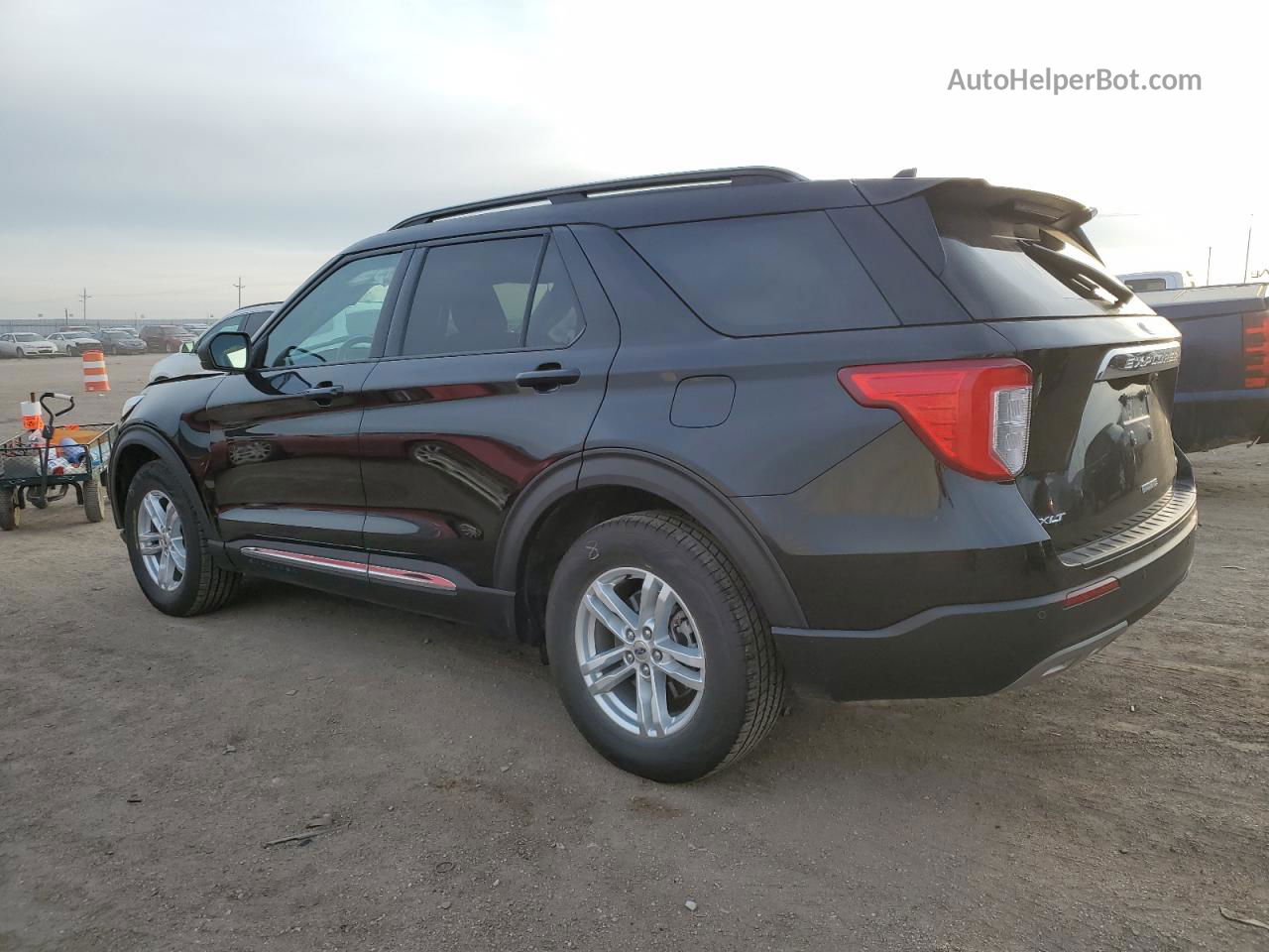 2020 Ford Explorer Xlt Black vin: 1FMSK8DH8LGC80324