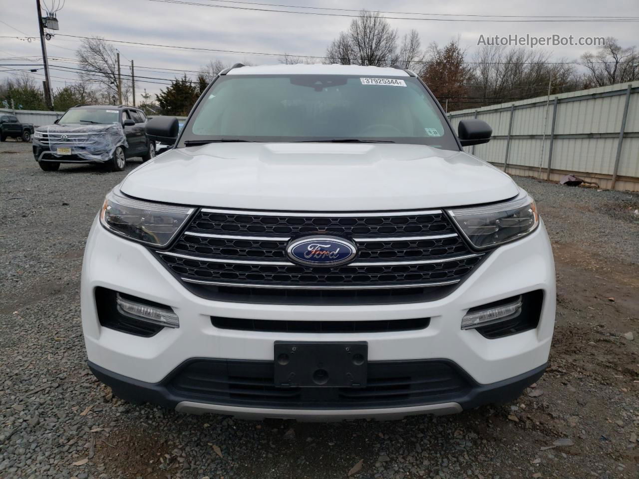 2021 Ford Explorer Xlt White vin: 1FMSK8DH9MGB75504