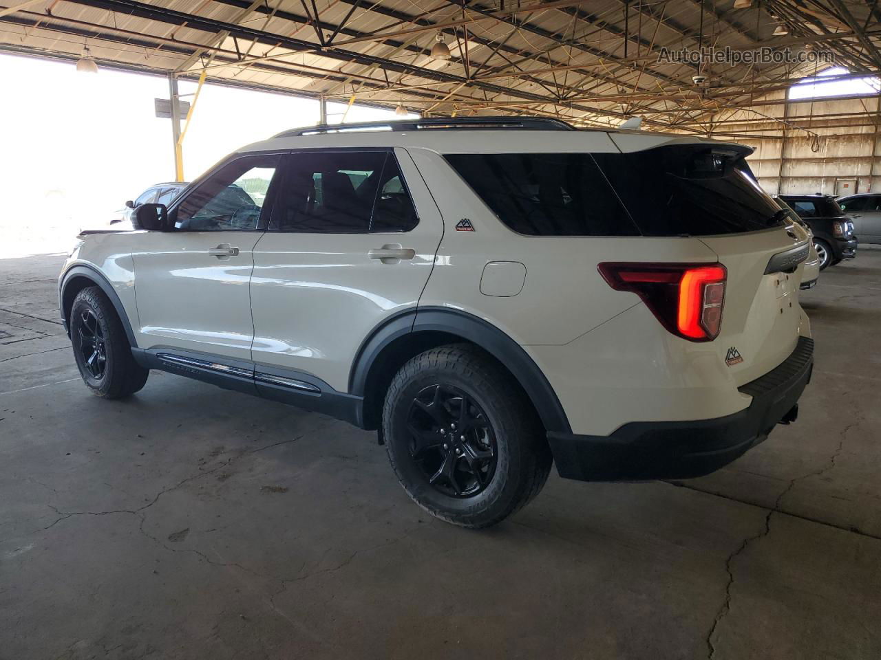 2021 Ford Explorer Timberline White vin: 1FMSK8JHXMGC19580