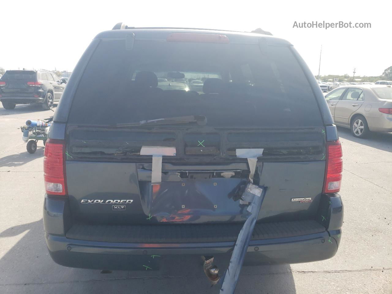 2005 Ford Explorer Xlt Blue vin: 1FMZU63K15UB17772