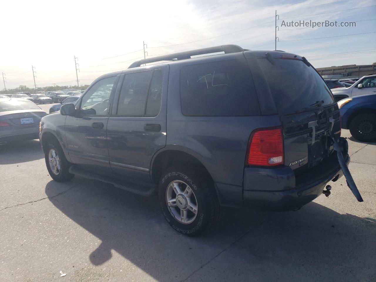 2005 Ford Explorer Xlt Blue vin: 1FMZU63K15UB17772