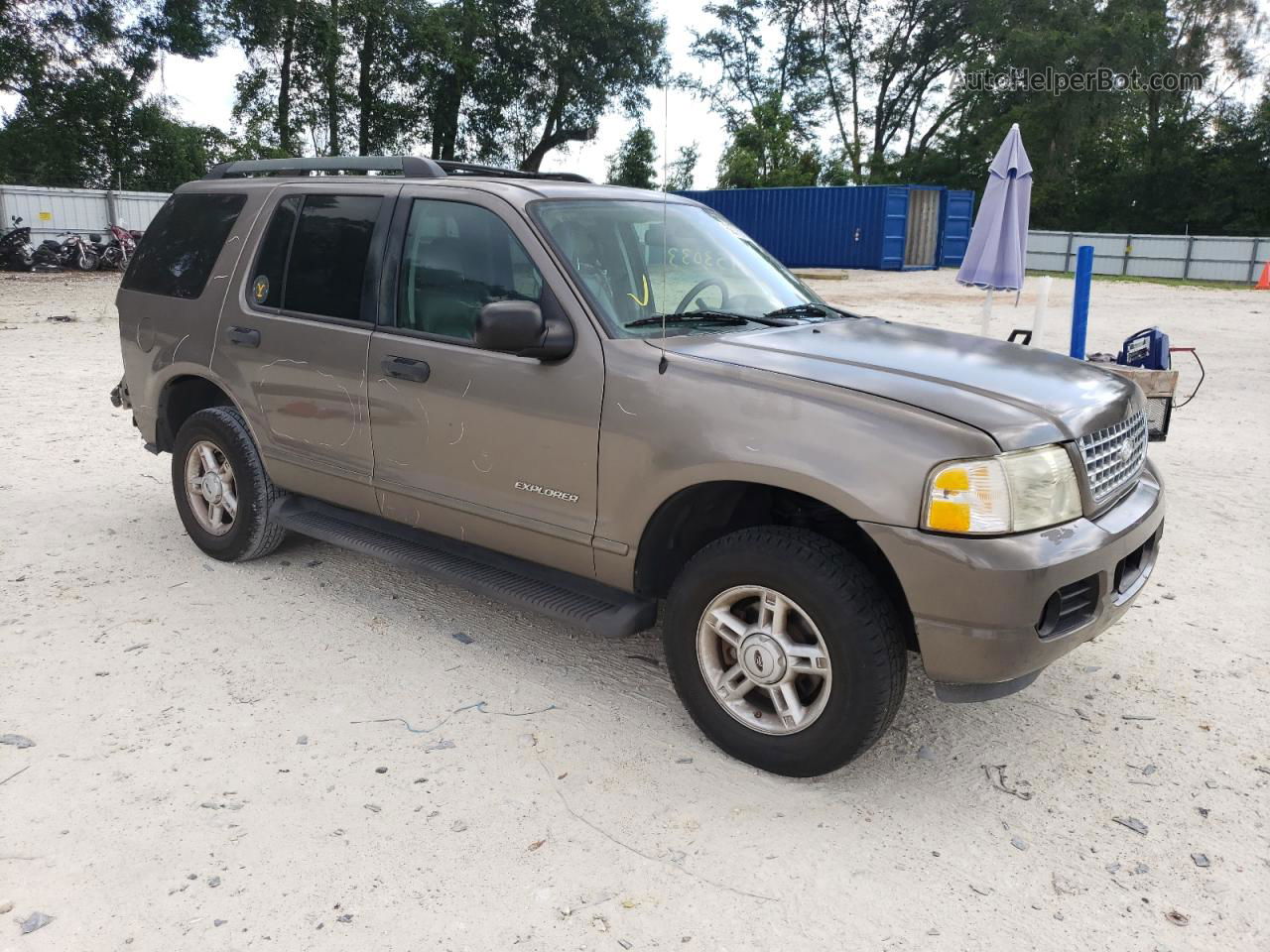 2005 Ford Explorer Xlt Коричневый vin: 1FMZU63K25UB92173